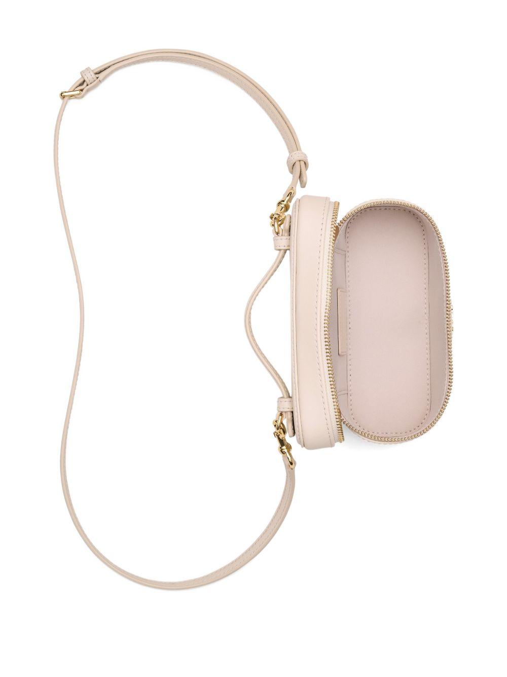  2R5HCR018H01 #123 MARC JACOBS 