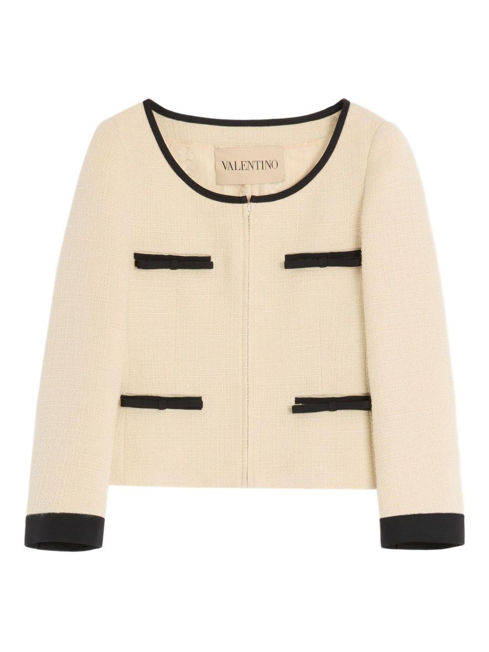  7B0CE4T5* 90YDNG VALENTINO 